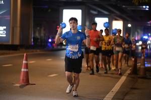 BIB: 104, 12330
                            <button type="button" onclick="openModal(18733595)" class="btn btn-primary btn-sm float-right btn-popup" data-toggle="modal" data-target=".modal-high-quality">
                        <i class="fas fa-shopping-cart"></i> Add to Cart
                    </button>
                                            <button type="button" onclick="isThisMe(18733595, true)" class="btn btn-success btn-sm float-right btn-popup btn-isme hidden" data-toggle="tooltip" data-placement="bottom" title="นี่คือรูปของคุณใช่ไหม คลิกที่นี่เพื่อเอาเข้าอัลบั้ม">
                        <i class="fas fa-plus"></i> Add to album
                    </button>
                    <button type="button" onclick="isThisMe(18733595, false)" class="btn btn-warning btn-sm float-right btn-popup btn-isnotme hidden">
                        <i class="fas fa-ban"></i> Remove from album
                    </button>